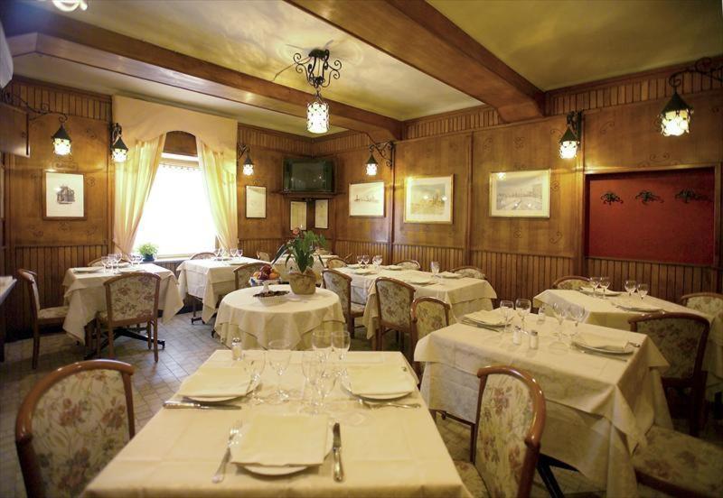 Albergo Badellino Бра Екстер'єр фото