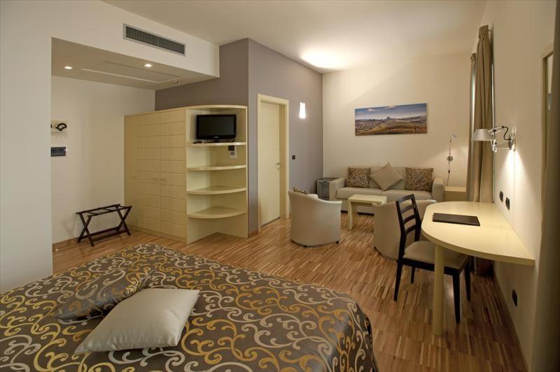 Albergo Badellino Бра Екстер'єр фото