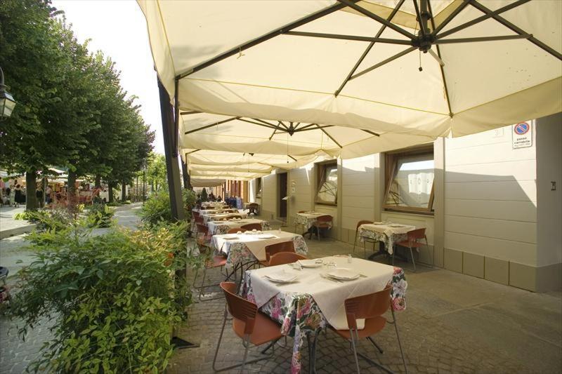 Albergo Badellino Бра Екстер'єр фото